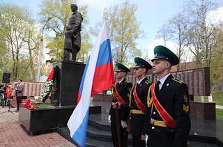 В Одинцово прошел памятный митинг у Мемориала славы «Вечный огонь»