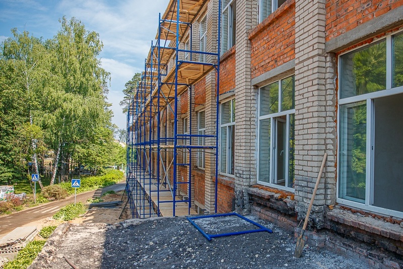 Инспекция хода ремонтных работ Введенской средней школы Одинцовского округа, 2022