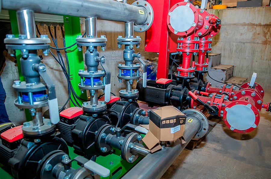 Инспекция хода реконструкции водозаборного узла в селе Каринское Одинцовского округа, Январь